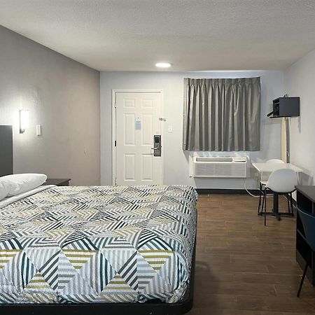 Studio 6 Suites Hurricane, Wv Bagian luar foto