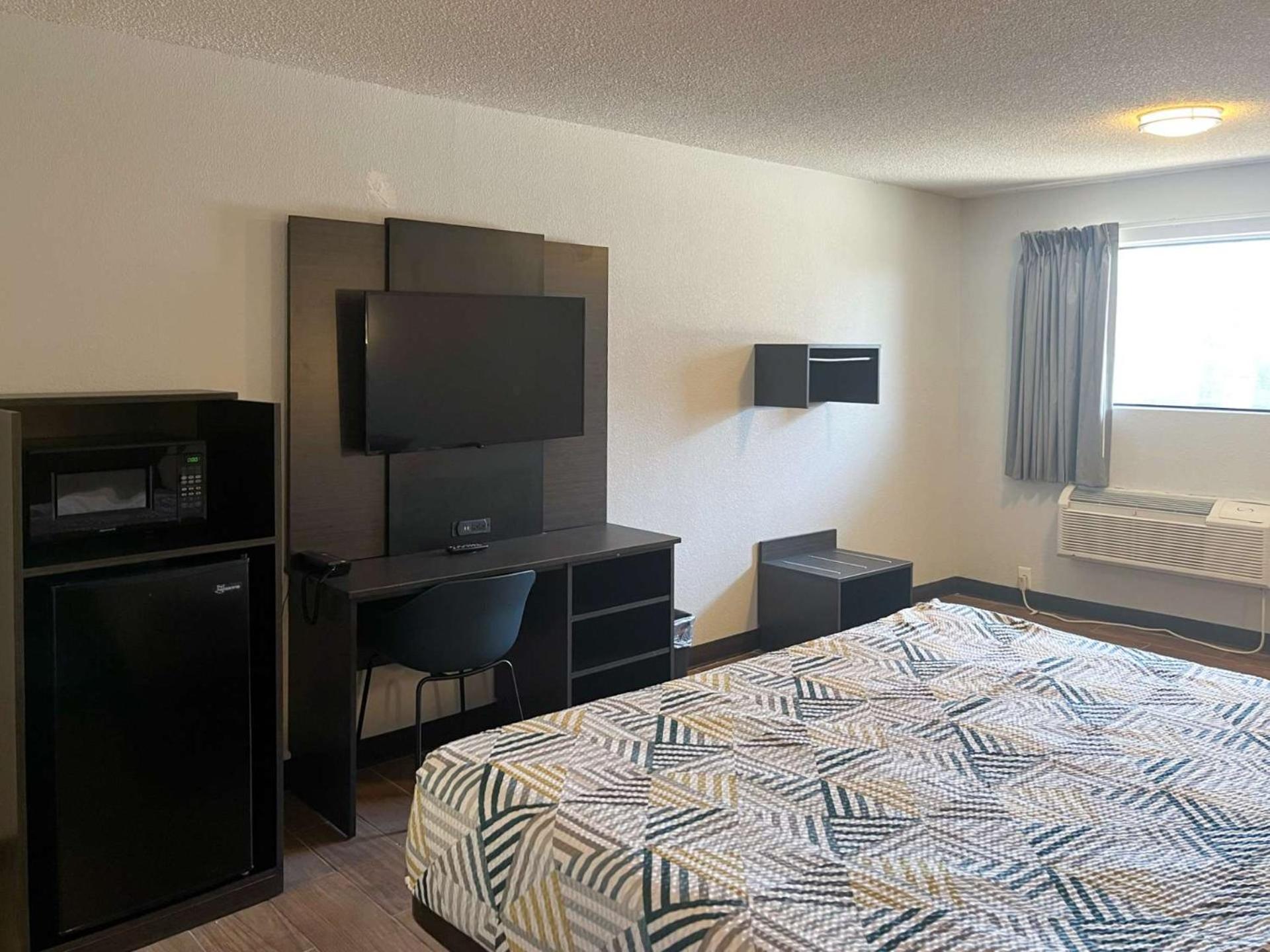 Studio 6 Suites Hurricane, Wv Bagian luar foto