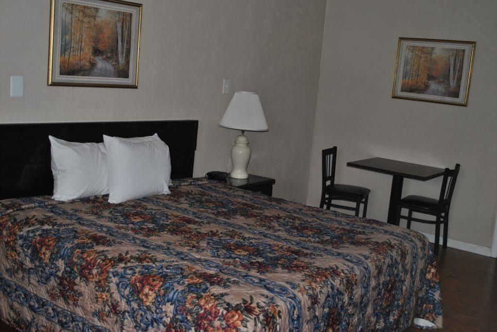 Studio 6 Suites Hurricane, Wv Bagian luar foto